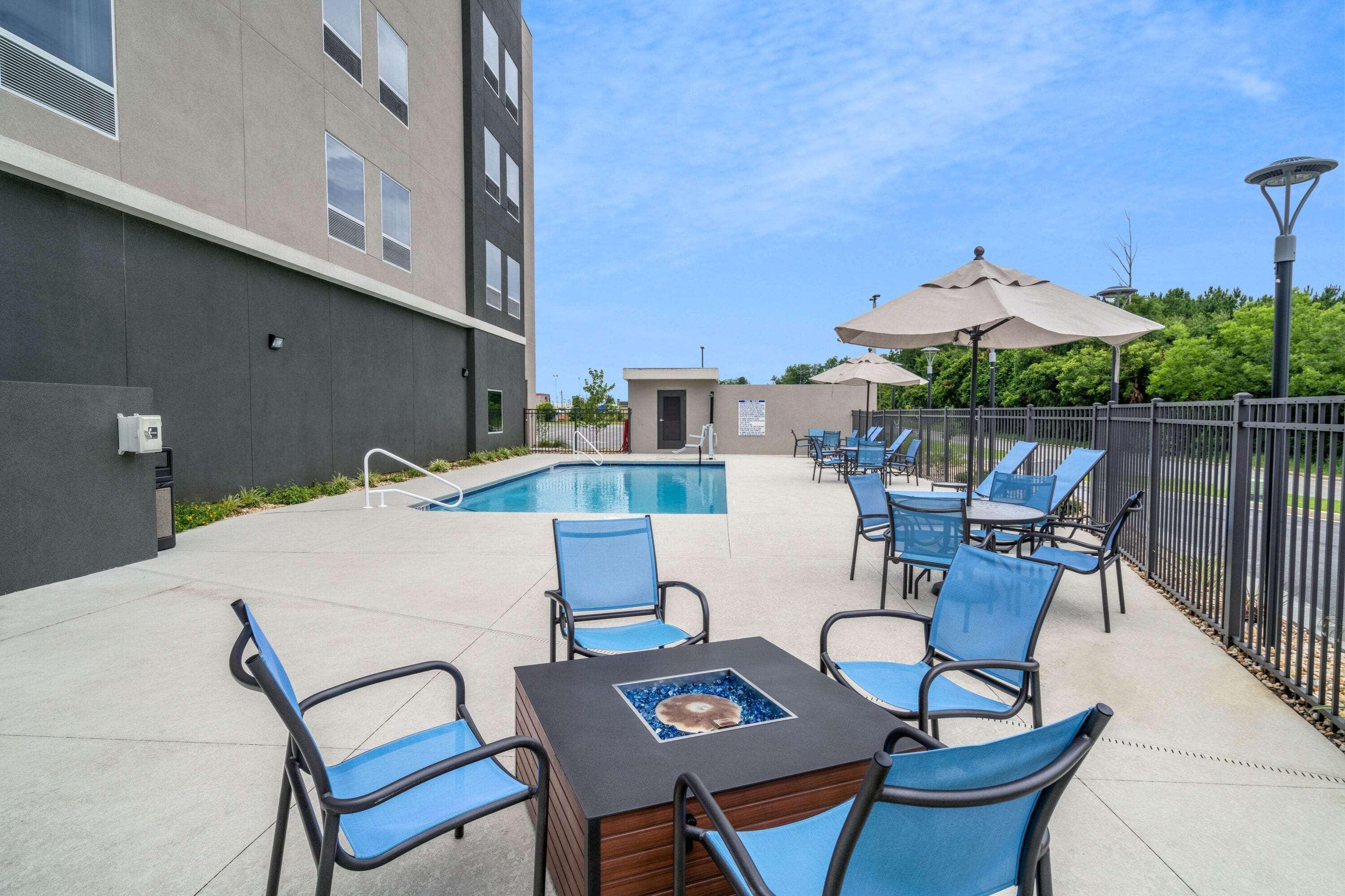 La Quinta Inn & Suites By Wyndham Tifton Zewnętrze zdjęcie